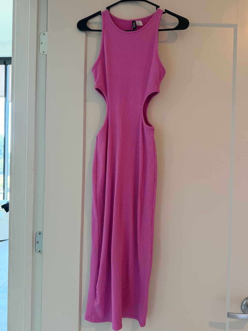 H&M Fuchsia Ribbed Cutout Maxi Dress - Picture 2 of 3